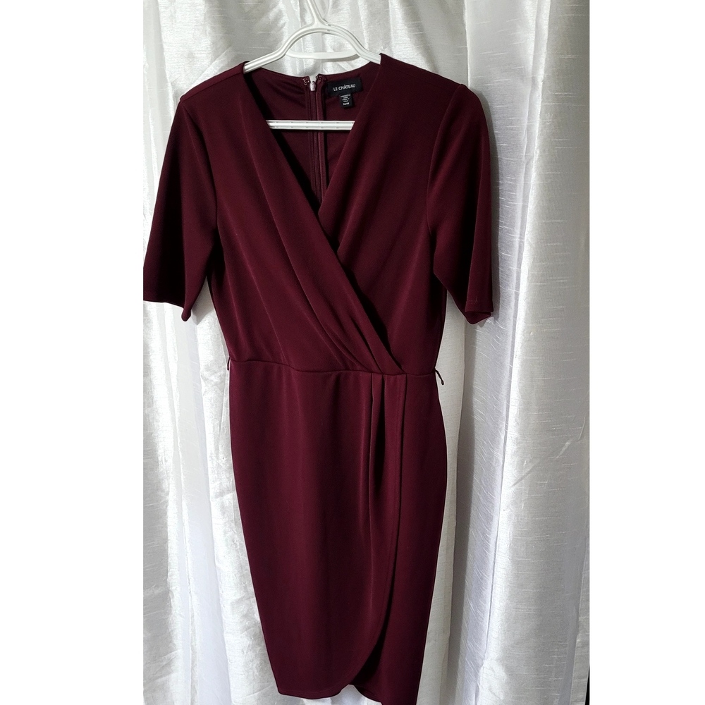 Le Chateau Burgundy Midi Dress
